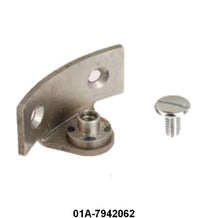 LIFTGATE SWING ARM BRACKETS ON LIFTGATE - 40-48 WAGON