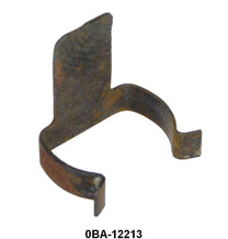 DISTRIBUTOR SHAFT TO ROTOR CLIP - 46-56 PASS/PU V8, 49-64 PASS/PU 6cyl