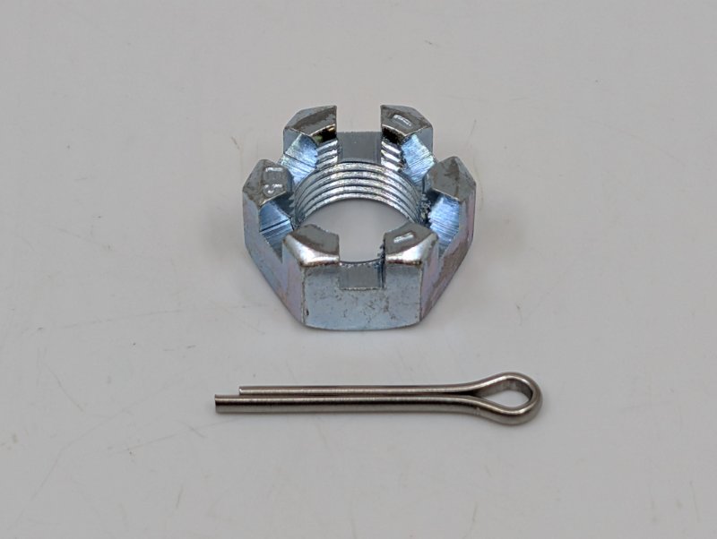REAR AXLE NUT AND COTTER PIN - 32-48 PASS, 39-48 MERC, 32-47 PICKUP