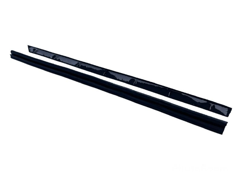 BACK EDGE VENT WINDOW SEAL W/STEEL INSERT - 41-48 CONVERTIBLE
