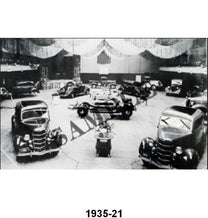 BLACK AND WHITE PICTURES - 35 EUROPEAN AUTO EXPO