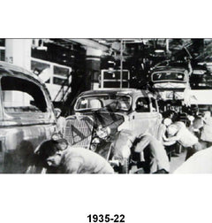 BLACK AND WHITE PICTURES - 35 ASSEMBLY LINE