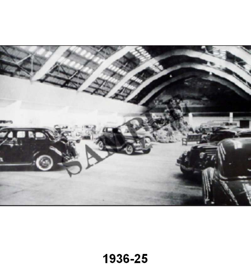 BLACK AND WHITE PICTURES - 36 AUTO EXPO