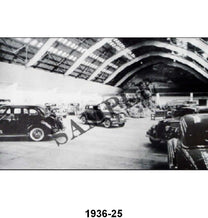 BLACK AND WHITE PICTURES - 36 AUTO EXPO