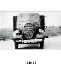 BLACK AND WHITE PICTURES - FRONT END VIEW OF 40 TRUCK