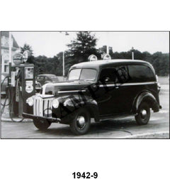 BLACK AND WHITE PICTURES - 42 FORD PANEL
