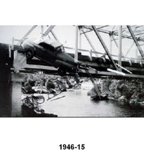 BLACK AND WHITE PICTURES - CONVERTIBLE CRASHING