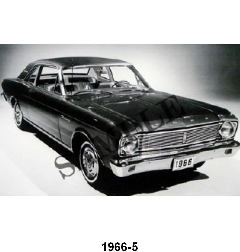 BLACK AND WHITE PICTURE - 66 FUTURA SPORTS CPE