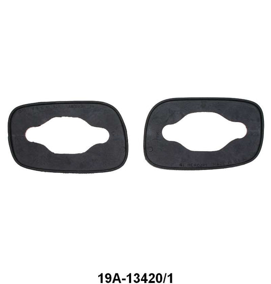 TAIL LIGHT TO FENDER PAD - 41 MERCURY