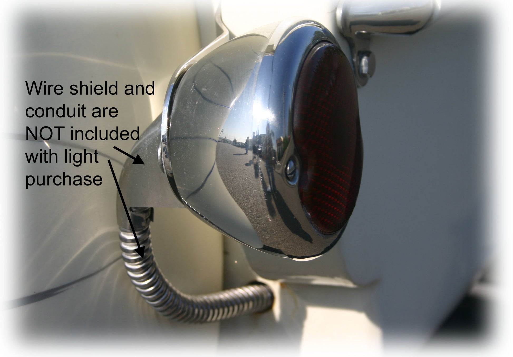 STAINLESS TAIL LIGHT - 33-36 PASS, 32-52 PICKUP, 32-48 WGN RH