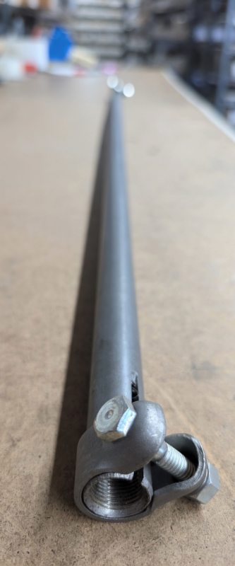 TIE ROD - 35-36 PASS/PICKUP NO ENDS  45" LONG