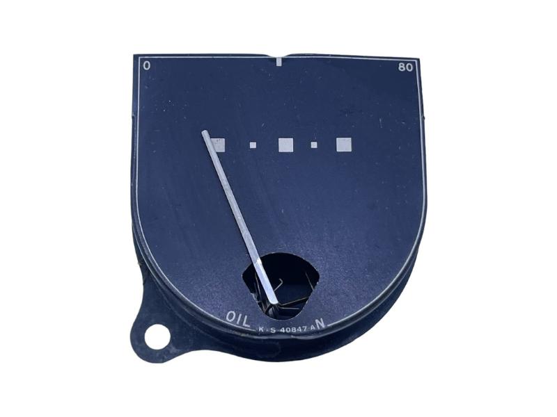 OIL GAUGE - N.O.S. - 46-47 PASS, B GRADE