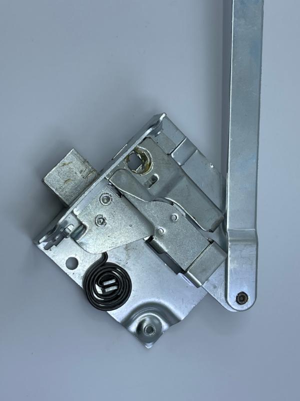 DOOR LATCH AND REMOTE HANDLE ASSEMBLY - 48-52 F-1/F-3 LH