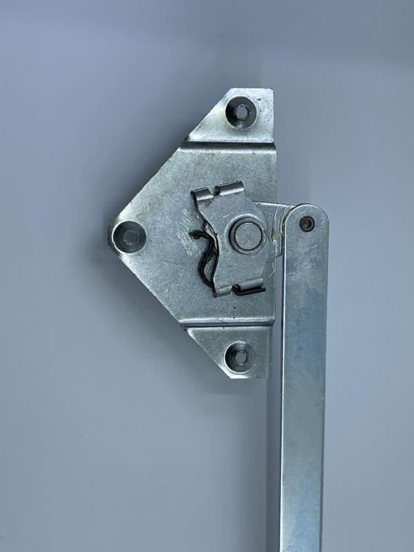 DOOR LATCH AND REMOTE HANDLE ASSEMBLY - 48-52 F-1/F-3 LH