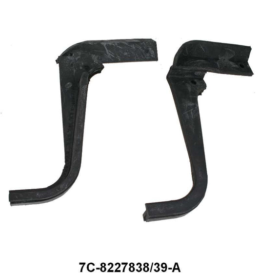 RUNNING BOARD TO REAR FENDER SEAL - 48-52 PANEL