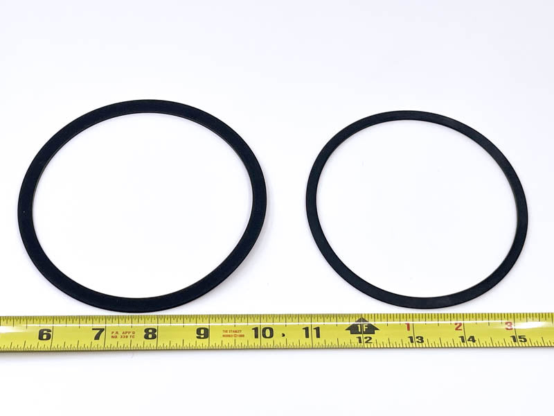 OIL FILTER - 32-53 V8 PASS/MERC/PU, 41-51 PASS/PU 6cyl  MADE BY WIX