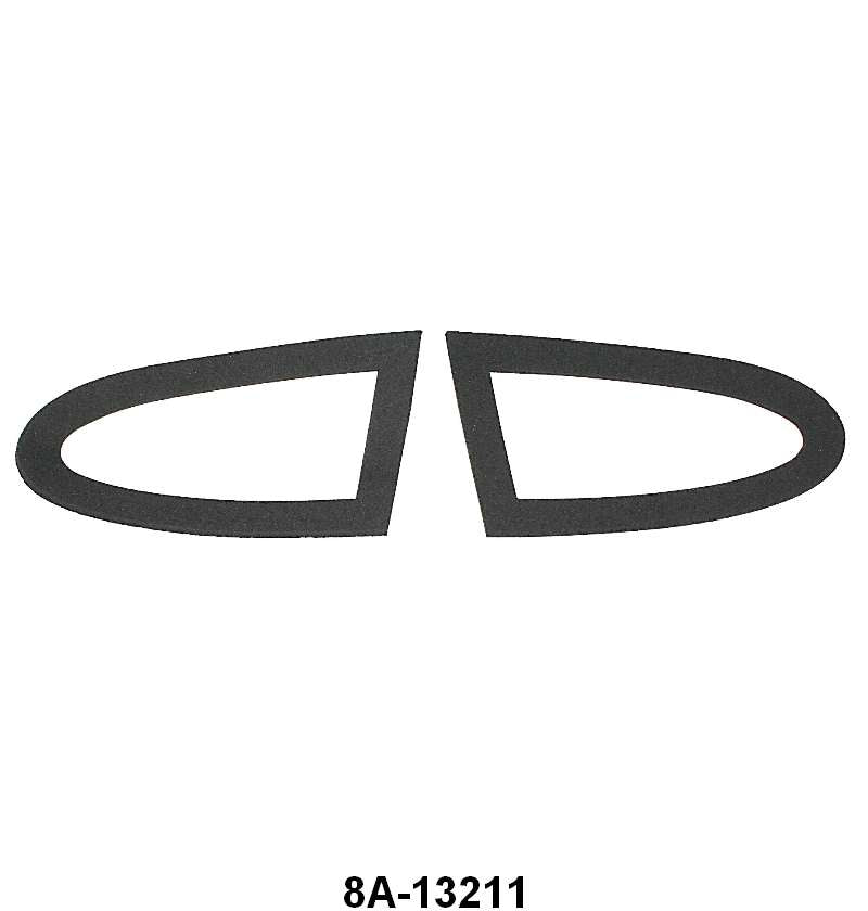 PARK LIGHT LENS GASKETS - 49 PASSENGER