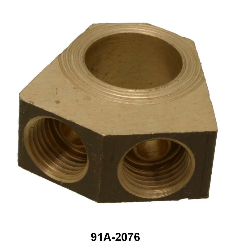 MASTER CYLINDER OUTLET FITTING - 39-40 PASS, 39-41 PU