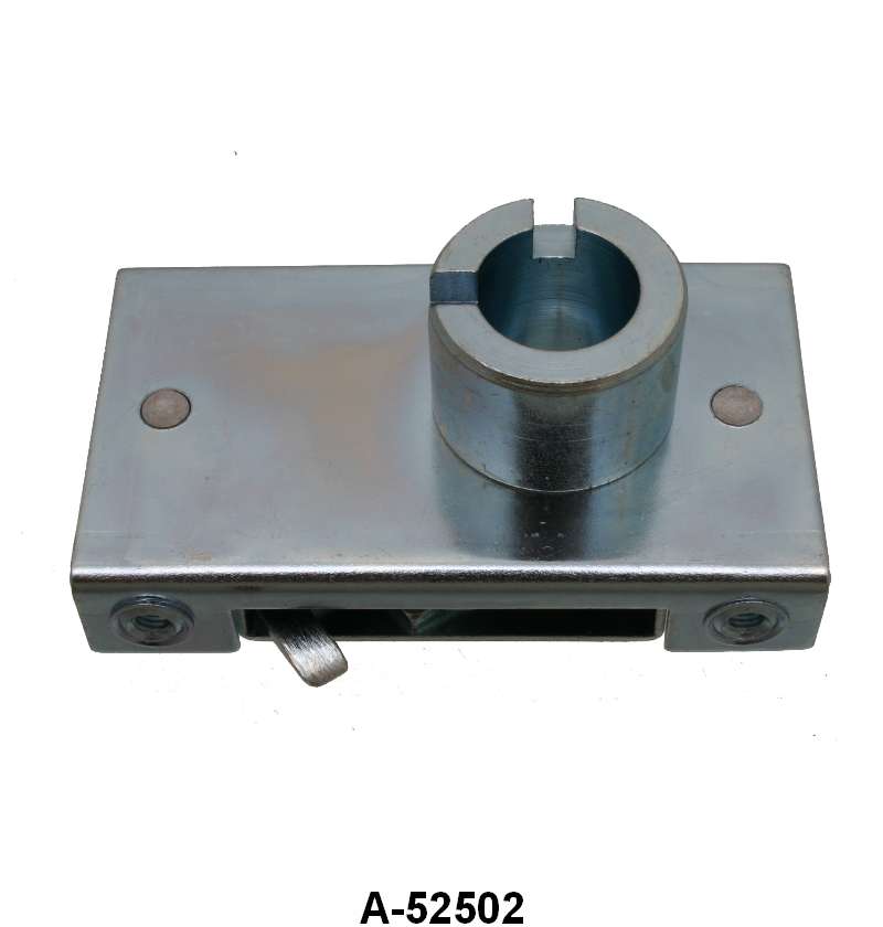 RUMBLE SEAT LATCH ASSEM. - 32 5-WIN CPE RUMBLE, 33-34 RDST/CPE TRUNK