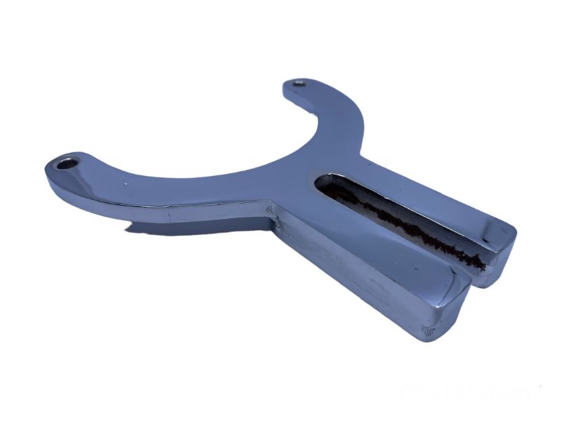 GM ALTERNATOR BRACKET - 33-41 PASS/PU 39-41 MERC V8 CHROME