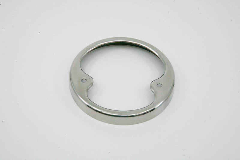 TAIL LIGHT LENS BEZEL - 32 PASS, 32-34 PICKUP & WGN