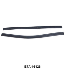 TOP REAR OF FRONT FENDER TO COWL PAD - 57 PASSENGER