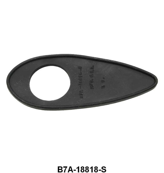 ANTENNA BASE PAD - 57 PASS/RANCHERO FRONT MOUNT