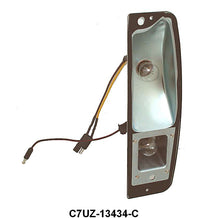 STYLESIDE TAIL LIGHT HOUSING - 67-72 F-100/F-250, 69-72 ECONOLINE RH