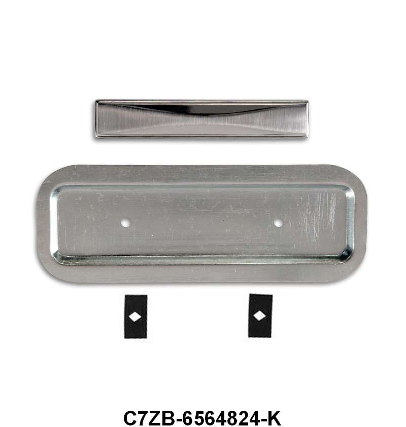 SEAT EMBLEM/BUTTON - 67 MUSTANG DLX WITH BACKING PLATE, 4 REQUIRED