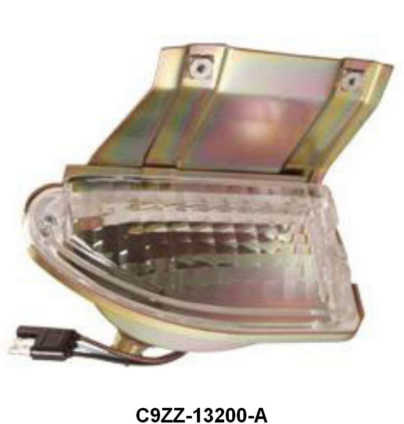 PARK LIGHT ASSEMBLY - 69 MUSTANG RIGHT HAND W/BRACKET