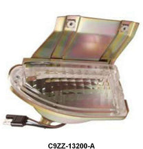 PARK LIGHT ASSEMBLY - 69 MUSTANG RIGHT HAND W/BRACKET