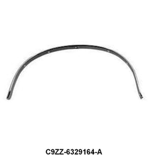 REAR WHEEL OPENING MOLDING - 69 MUSTANG FASTBACK RH