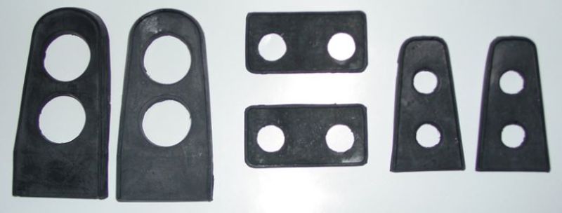 REAR WINDOW LOUVER HINGE AND LATCH PADS - 69-70 MUSTANG FASTBACK