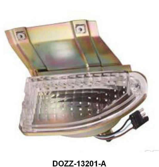 PARK LIGHT ASSEMBLY - 70 MUSTANG LEFT HAND WITH BRACKET
