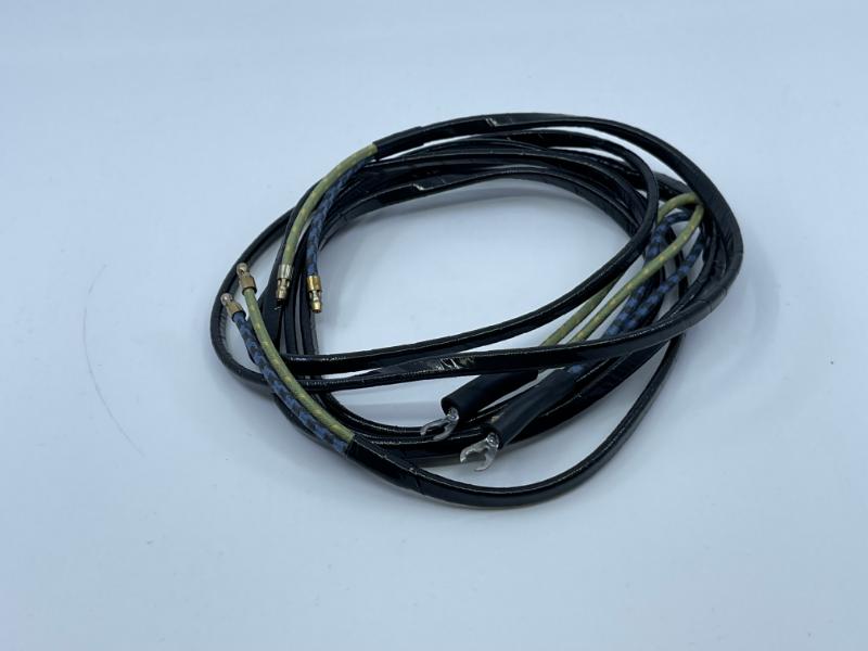 DOOR JAMB SWITCH TO COURTESY LIGHT SWITCH WIRE - 52-53 PASS (EX HRDTP/CONV )