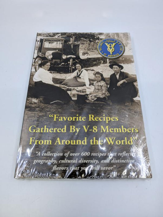 COOK BOOK - EARLY FORD V8 CLUB MEMBERS 600 FAVORITE RECIPES, 400 pages